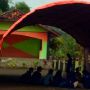 Nestapa Anak Korban Gempa Sukabumi, Sekolah Hancur, Belajar di Tenda