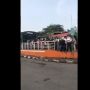 Antrean TransJakarta Mengular karena Corona, Publik: Malah Tambah Kena
