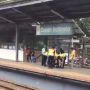 Bukan Corona, Penumpang Tumbang di Stasiun Gegara Belum Makan