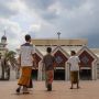 Mulai Banyak Warga Tertular Corona, Seluruh Masjid di Padang Setop Jumatan