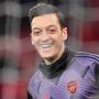 Di Tengah Pandemi COVID-19, Mesut Ozil Resmi Jadi Ayah