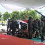 Bob Hasan Dimakamkan dengan Cara Militer di Ungaran
