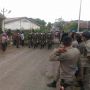 Pemakaman Pasien Corona di Gowa Sempat Panas, Warga Bakar Ban Blokir Jalan