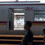 Menteri Luhut Pilih Tetap Operasikan KRL, HNW Buka Suara di Akun Twitternya