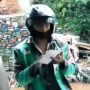 Anak Menangis Kelaparan, Driver Ojol Panik Tukar TV Jadul dengan Beras