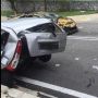 Tabrak Mobil yang Terparkir, Pemilik Lamborghini Langsung Ganti Unit Baru
