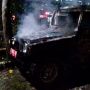 Mobil Suzuki Katana Terbakar di Kantor Kelurahan Rawa Bunga, 1 Orang Tewas