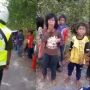 Melanggar Lockdown, Anak-anak Menangis Ditegur Polisi, Alasannya Bikin Iba