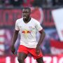 Man United dan Man City Saling Sikut Dapatkan Bek Sentral Leipzig
