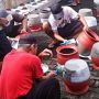 Tolak Bala Virus Corona, Warga Tegalrejo Pasang Gentong Air di Depan Rumah