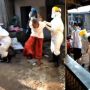 Video Pria Diseret Petugas dengan APD, Diduga Corona dan Takut Dikucilkan