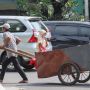Jelang Bulan Puasa, Manusia Gerobak Bermunculan di Jakarta