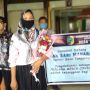 Sembuh dari Corona, Kepulangan Perawat Ini Disambut Bak Pahlawan di Desanya