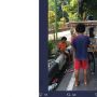 Ibunya Sakit Stroke, Bocah Ini Berjualan Ikan Hias untuk Cari Uang