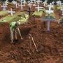 Petugas  Jenazah: Kami Bertindak Seperti Ini Adalah Pemakaman Kami Sendiri