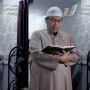 Tak Hafal Surat saat Tarawih, Ini Tata Cara Salat Memegang Al Quran