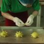 Toko Pizza di Vietnam Jual Burger Corona, Begini Bentuk Anehnya!