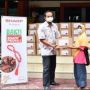 Sharp Electronics Indonesia Donasi 500 Paket Sembako untuk Warga Sekitar