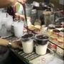 Dituang Susu Sekaleng, Cara Bikin Minuman Ini Buat Warganet Khawatir