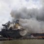 Kapal Terbakar di Belawan Medan Milik PT Waruna Nusa Sentana Shipyard