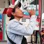 Aksi Debus Minum Pertalite Bikin Petugas SPBU Kaget, Ini Fakta Sebenarnya