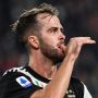 Pemain Anyar Barcelona Miralem Pjanic Positif Virus Corona