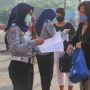 Pemeriksaan Surat Tugas Penumpang KRL di Stasiun Depok