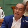 DPR Kritik Pemerintah Bolehkan Usia 45 Tahun ke Bawah Aktivitas Luar Rumah