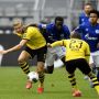 Bantai Schalke di Signal Iduna Park, Dortmund Tempel Bayern Munich