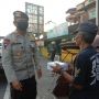 Batalyon Brimob Polda DIY Bagikan Menu Buka Puasa, Warga Menangis Haru