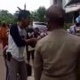 Warga Marahi Satpol PP karena Langgar Social Distancing, Videonya Viral