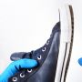Cara Membersihkan Sepatu dengan Cairan Disinfektan