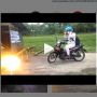 Viral Pemotor Pulang Kampung Dihadang Petasan Bambu, Langsung Putar Balik