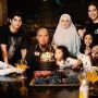 Dihadiri Calon Mantu, Intip 4 Momen Lebaran Mulan Jameela dan Ahmad Dhani