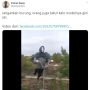 Viral Video Orang-orangan Sawah Mengerikan, Publik: Mirip Dementor