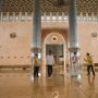 Jokowi Unggah Foto Masuk ke Masjid, Roy Suryo: Alhamdulillah Sejuk Lihatnya
