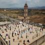 Cegah Covid-19, Arab Saudi Larang Jemaah Shalat di Atap Masjid