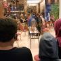 Puluhan Warga Geruduk Hotel Karantina Covid-19, Mau Jemput Paksa Pasien