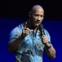 Gegara Kritik Donald Trump, Dwayne Johnson Ditantang Petarung UFC