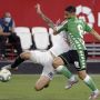 Komentari Kontroversi di Derbi Sevillano, Andujar Oliver: Itu Bukan Penalti