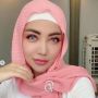 Pakai Hijab Bella Shofie Umbar Foto Mesra Sama Suami, Netizen: Gak Gitu Juga Kali