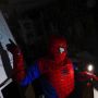 Bikin Kelas Online Menyenangkan, Guru Bolivia Berdandan Ala Superhero