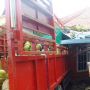 Rumah Warga di Karimun Diseruduk Truk, Tabung Gas Berhamburan ke Atap