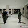 Mendarat di Bandara Haluoleo, 156 TKA China Dikawal Ketat Polisi dan TNI