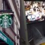 Sambil Tertawa, Pegawai Starbucks Intip Payudara Pengunjung