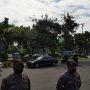 Ibu-ibu Pendemo PPDB DKI Dadah-dadah di Depan Istana, Jokowi Melengos