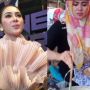 Viral Wajah Penjual Rujak Mirip Syahrini dan 4 Berita Terpopuler Lainnya