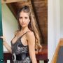 Terlihat Kalem, Istri Cantik Mats Hummels Ternyata Bisa Lakukan Handstand