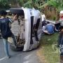 Sopir Tak Kuasai Medan, Mobil Terguling di Belokan Letter S Cikidang