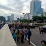 Serukan Tolak Omnibus Law, Puluhan Mahasiswa Sempat Masuk ke Jalan Tol